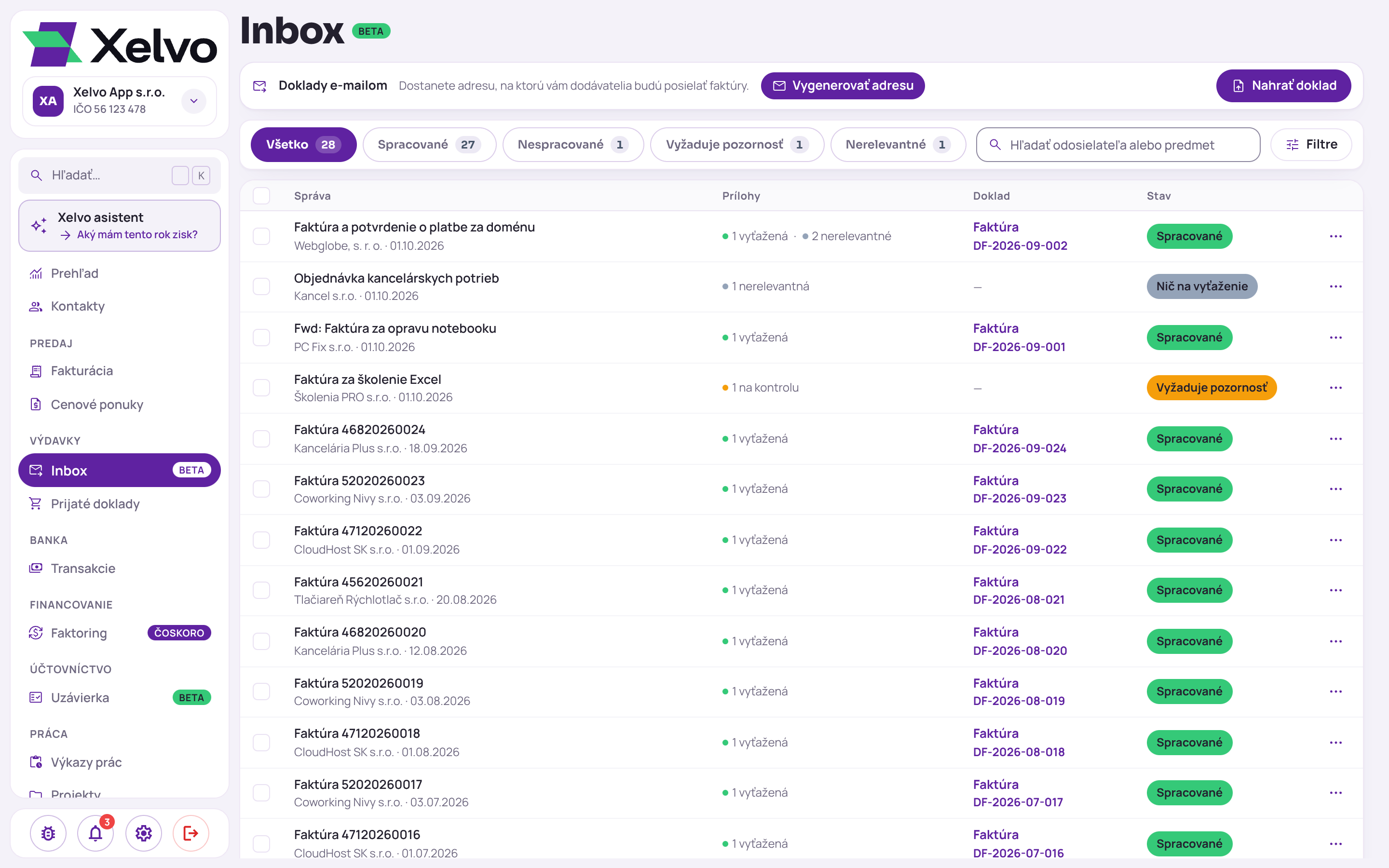 Inbox so zoznamom e-mailov od dodávateľov, pri každom vyťažený prijatý doklad a stav Spracované