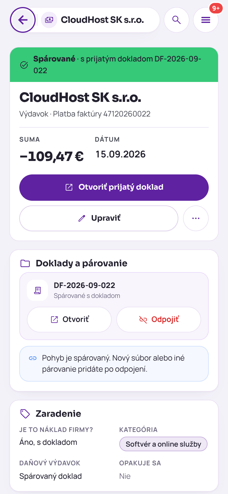 Detail platby v telefóne so zelenou lištou Spárované s prijatým dokladom: suma a dátum, tlačidlo Otvoriť prijatý doklad, karta Doklady a párovanie a karta Zaradenie